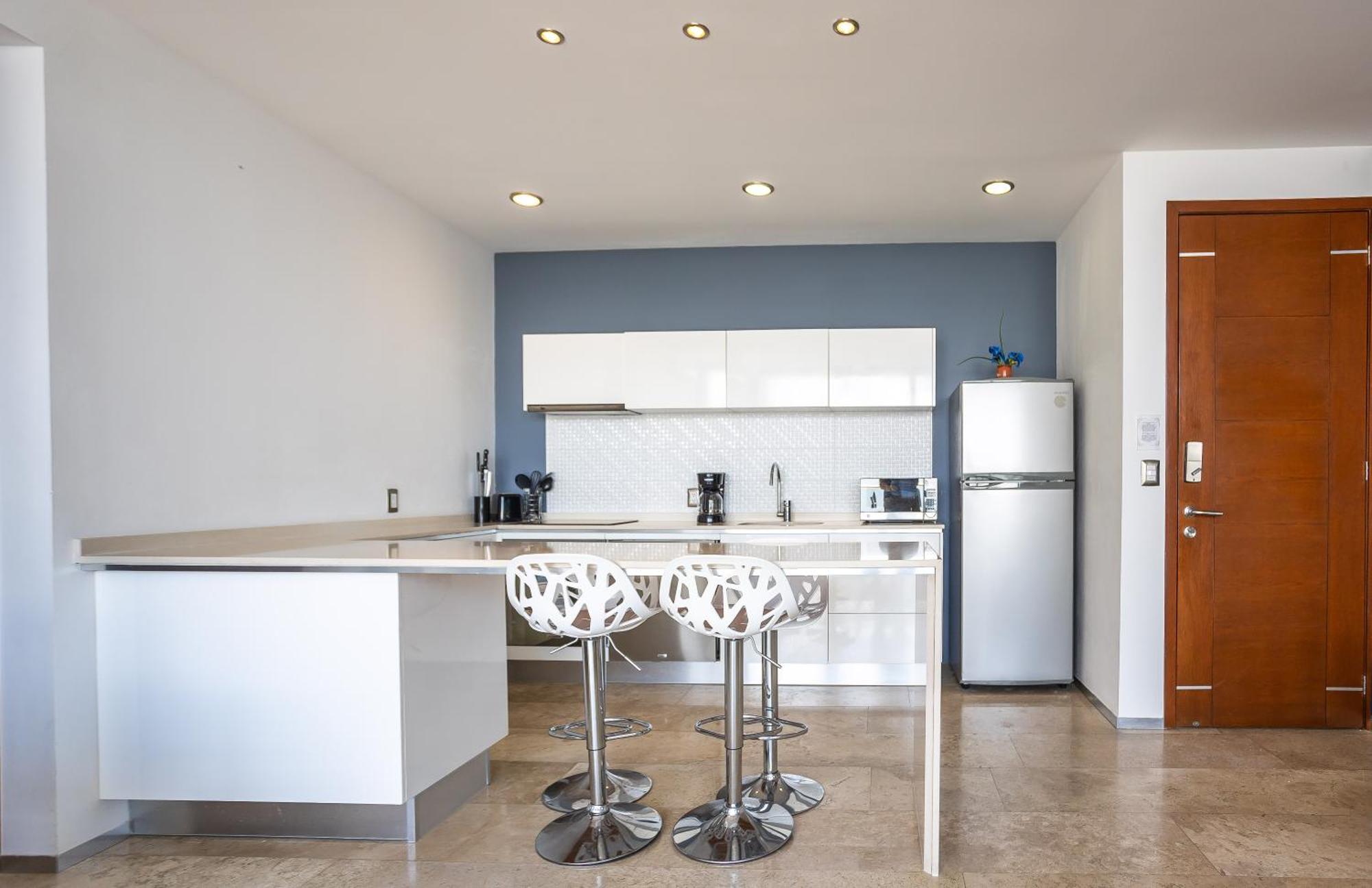 Beautiful 2bd 2bth, Ocean Views * Playa del Carmen