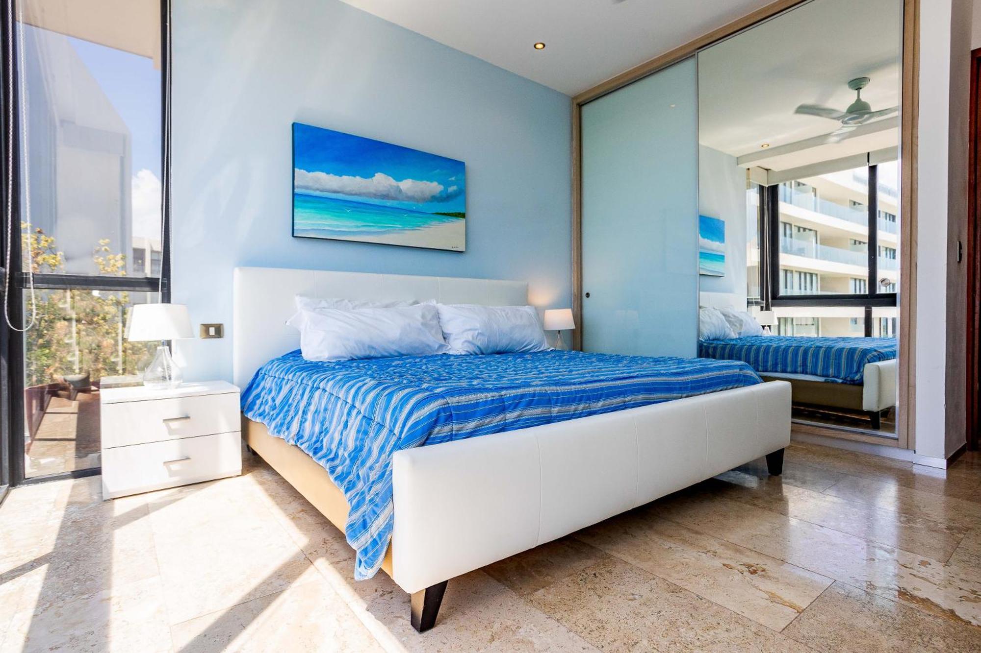 Beautiful 2bd 2bth, Ocean Views * Playa del Carmen