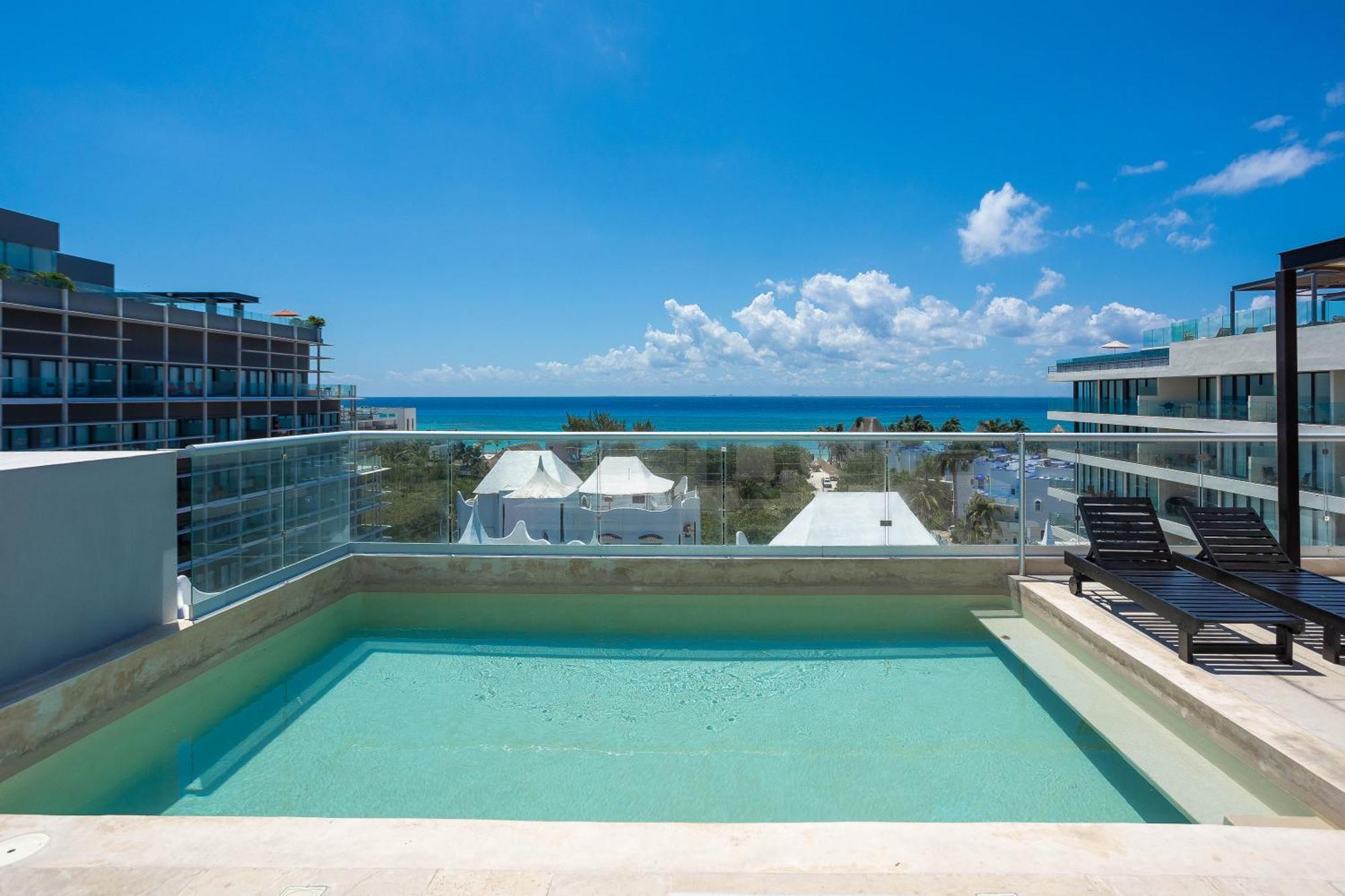 Beautiful 2bd 2bth, Ocean Views Apartamento Playa del Carmen